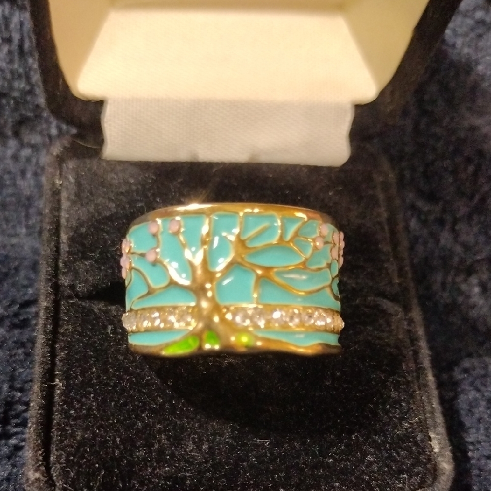 Elegant Gold and Turquoise Tree Ring